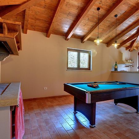 Holiday House With A Parking Space Valtura, Pula - 22784 Exterior photo